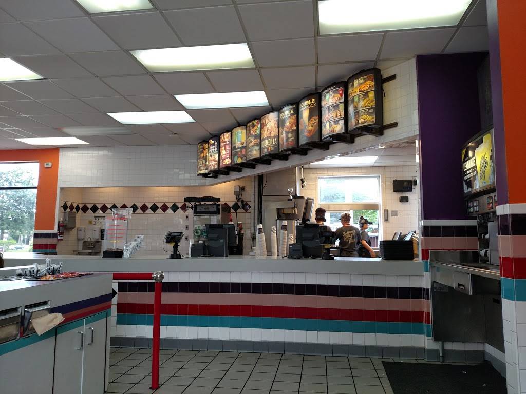 Taco Bell | meal takeaway | 2201 FL-60 E, Valrico, FL 33594, USA | 8136579726 OR +1 813-657-9726