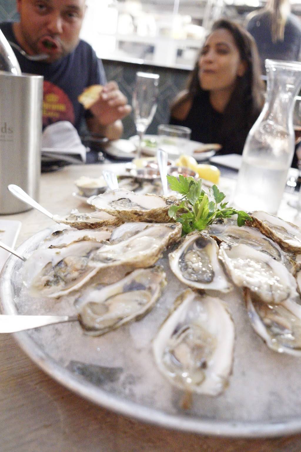 Catch 19 | restaurant | 19 Broad St, Red Bank, NJ 07701, USA | 7322688543 OR +1 732-268-8543