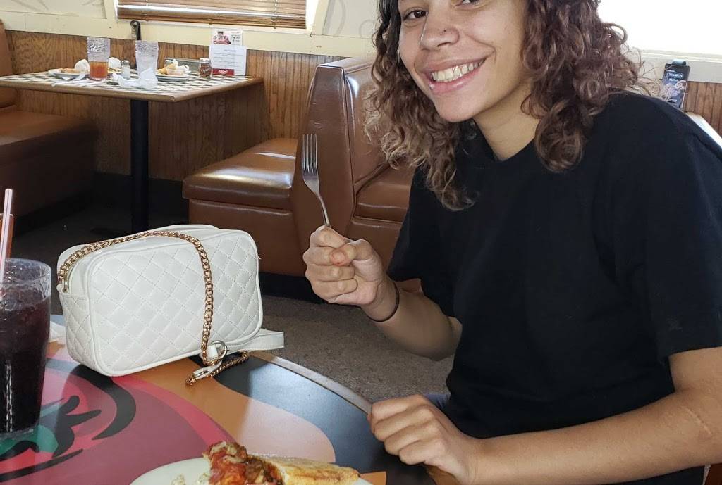 Pizza Hut | meal delivery | 2423 W Central Ave, El Dorado, KS 67042, USA | 3163212340 OR +1 316-321-2340