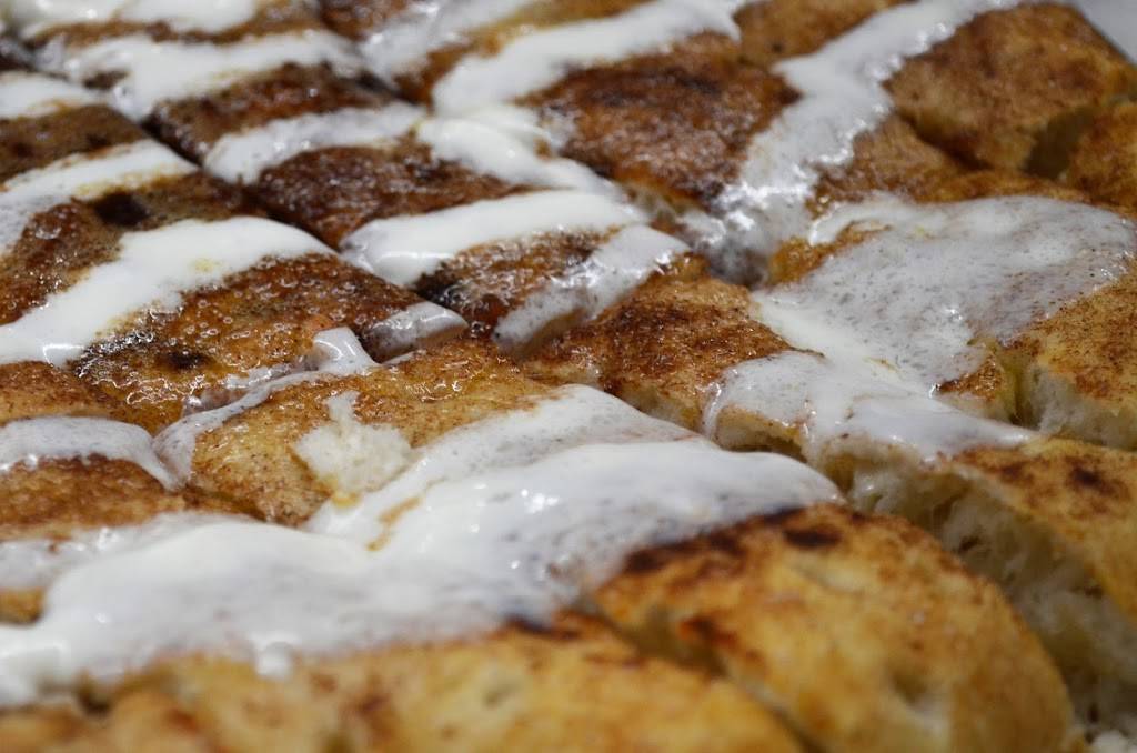 Mr.Es Pizza | restaurant | 46 W Lake St, Sand Lake, MI 49343, USA | 6165573060 OR +1 616-557-3060