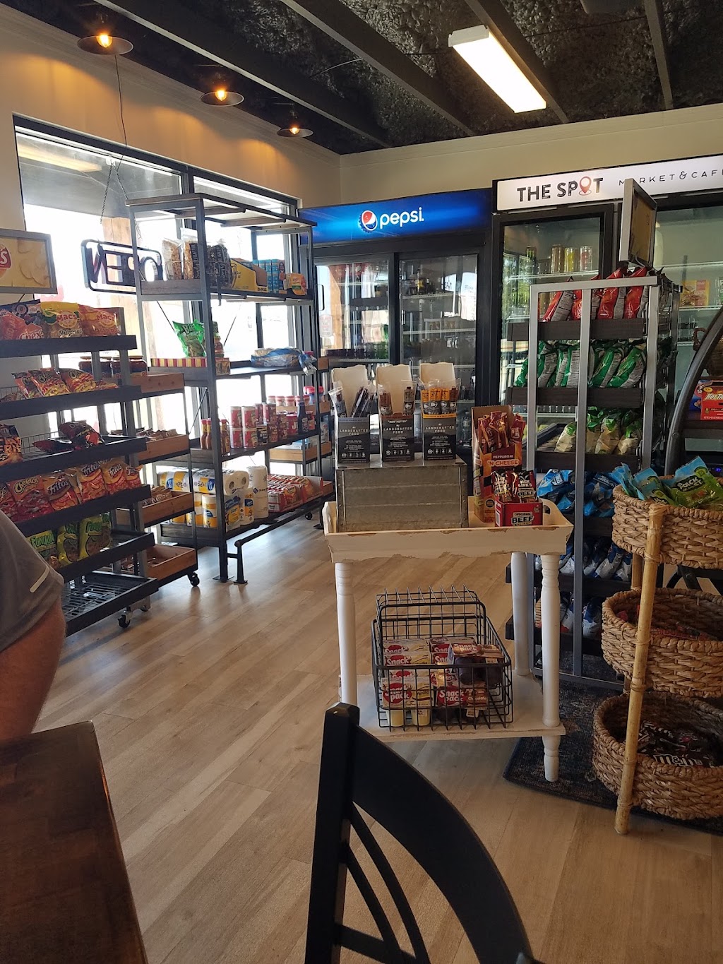 The Spot Market & Cafe | restaurant | 102 N Main St, New Home, TX 79383, USA | 8069247768 OR +1 806-924-7768