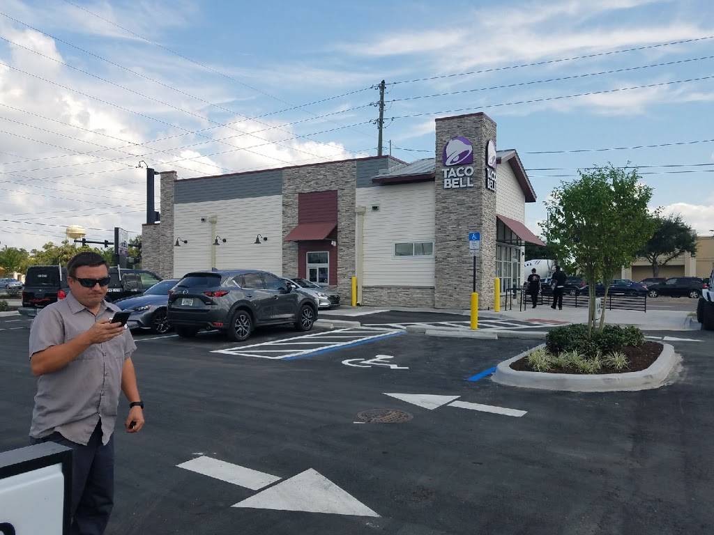 Taco Bell | meal takeaway | 126 S Ronald Reagan Blvd, Longwood, FL 32750, USA | 3214220527 OR +1 321-422-0527