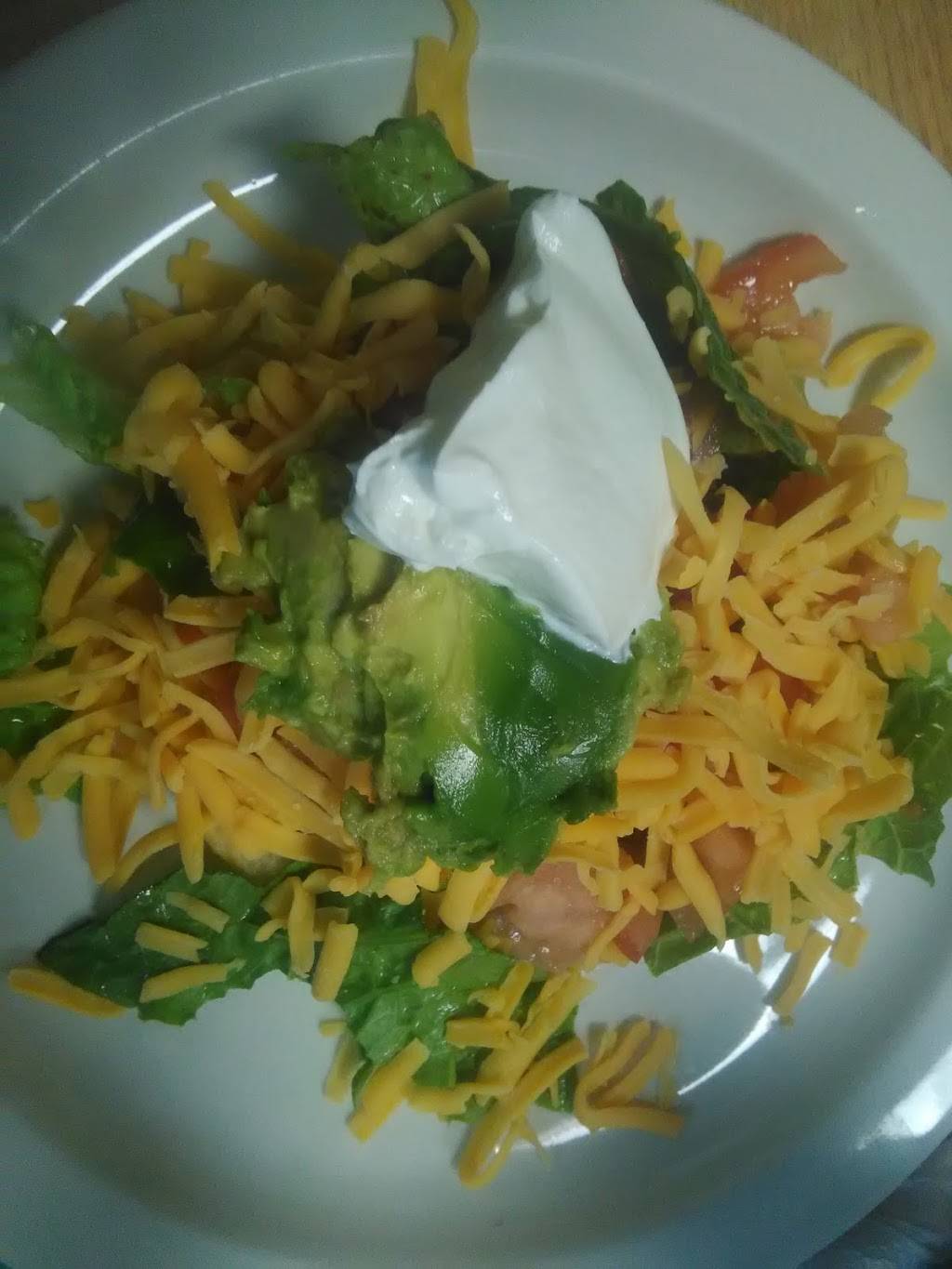 Lulus | restaurant | 1234 Newport Ave, Dallas, TX 75224, USA | 2143391661 OR +1 214-339-1661