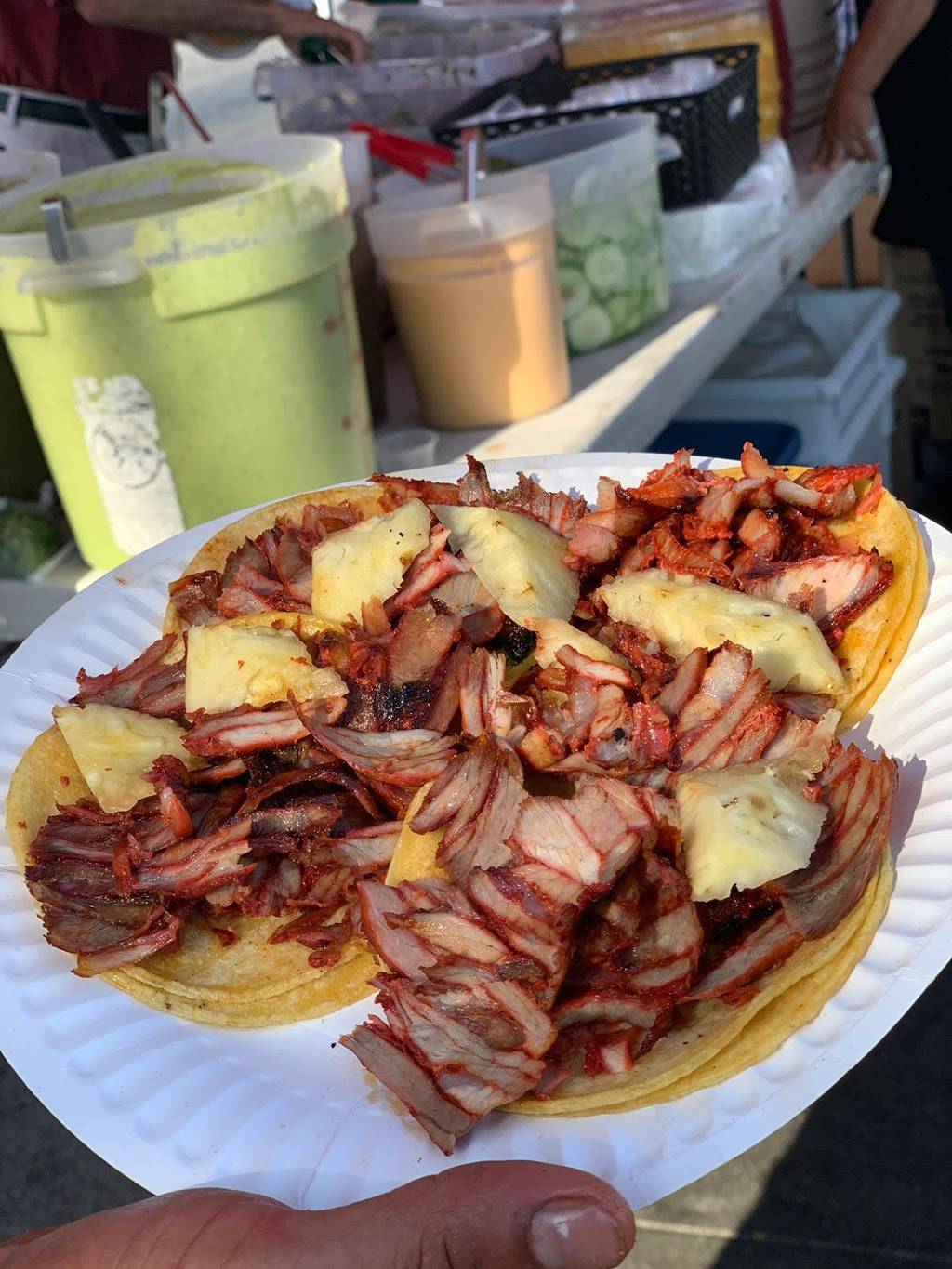 Tacos Naomi | restaurant | Unnamed Road, Northridge, CA 91324, USA | 2135508158 OR +1 213-550-8158