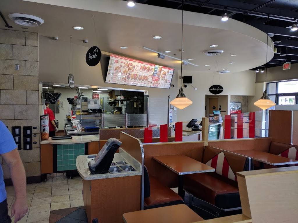 KFC | restaurant | 4000 Wheaton Way, Bremerton, WA 98310, USA | 3603733119 OR +1 360-373-3119