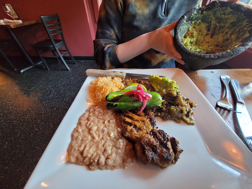 Olé | restaurant | 11 Springfield St, Cambridge, MA 02139, USA | 6174924495 OR +1 617-492-4495