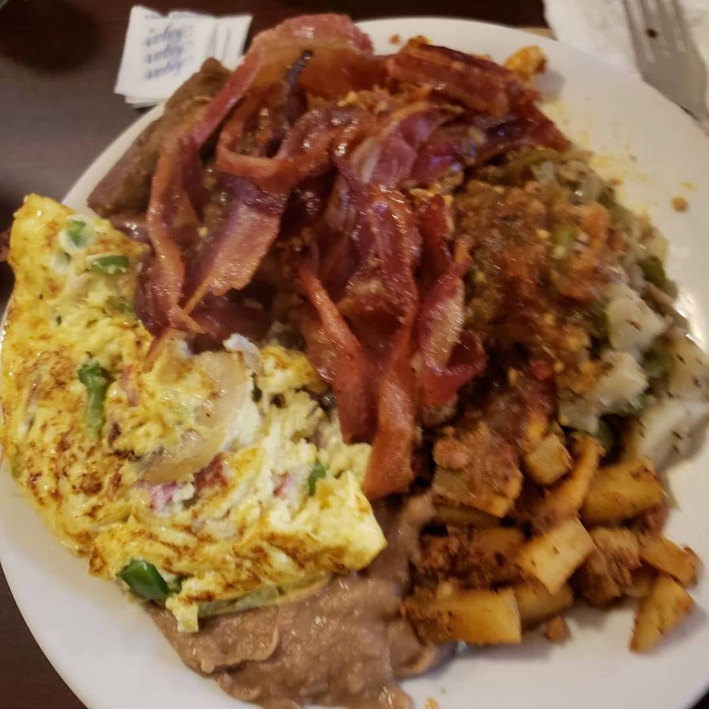 Maggies Pub | restaurant | 11900 Telegraph Rd, Santa Fe Springs, CA 90670, USA | 5629445399 OR +1 562-944-5399