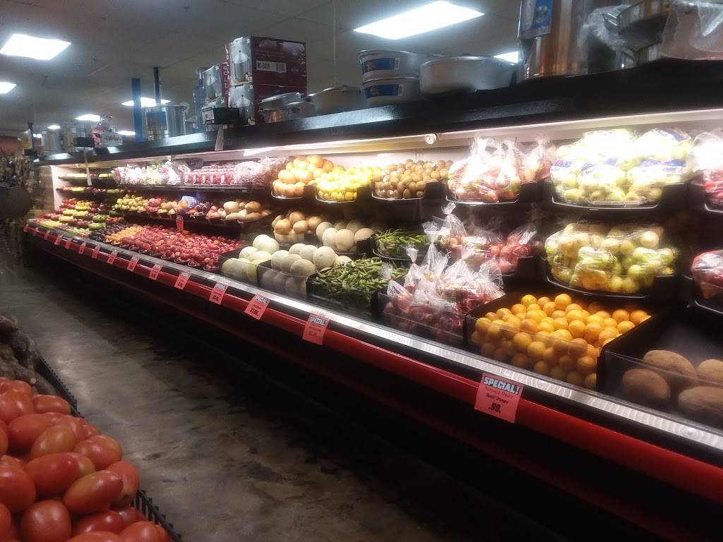 Supermercado La Villita | bakery | 300 S 8th St, Rogers, AR 72756, USA | 4796360998 OR +1 479-636-0998