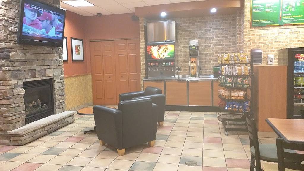 Subway | restaurant | 501 7th N St, Liverpool, NY 13088, USA | 3155655304 OR +1 315-565-5304