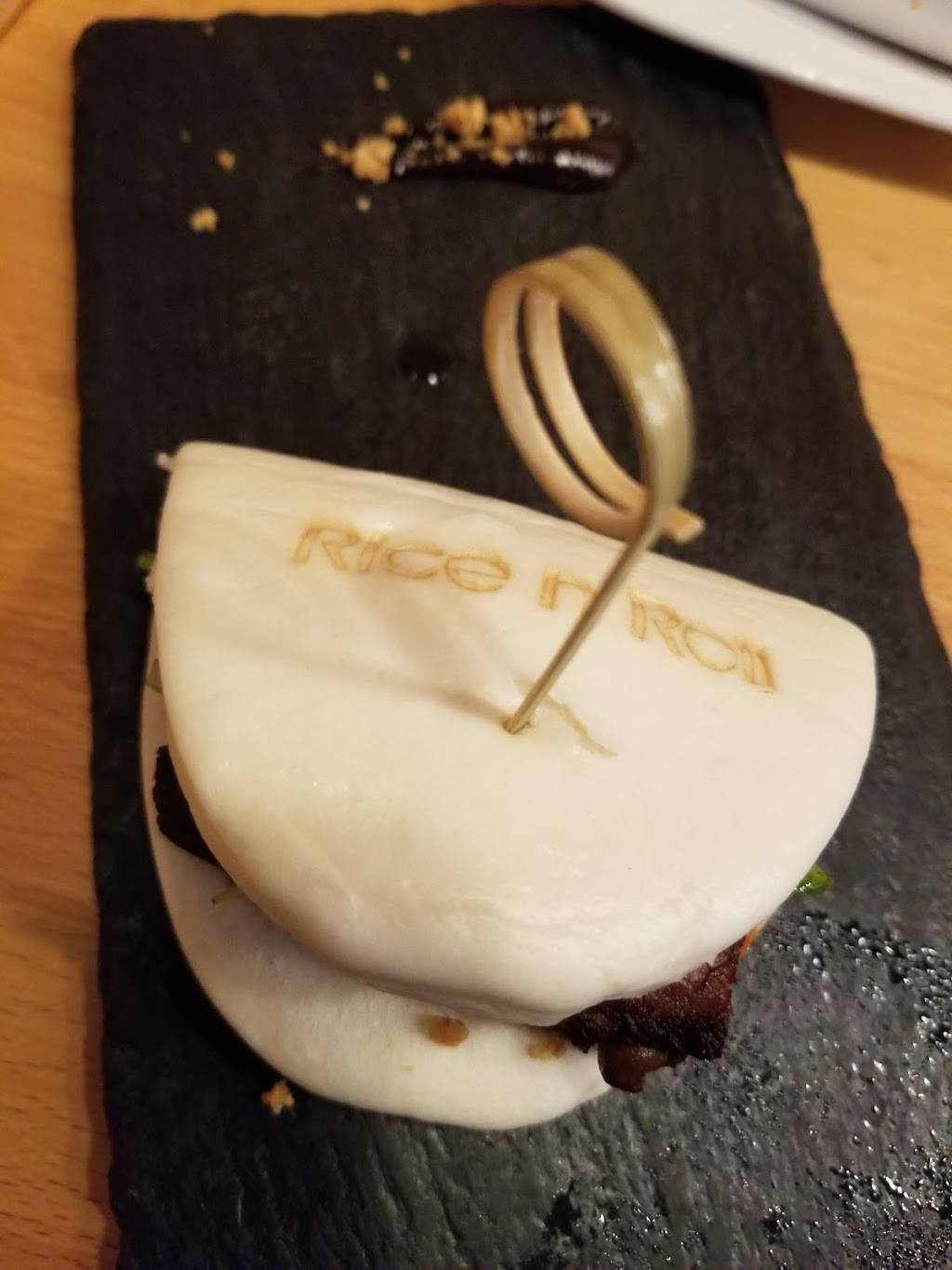 Rice N Roll Bistro | restaurant | 1952 N Farwell Ave, Milwaukee, WI 53202, USA | 4142209944 OR +1 414-220-9944