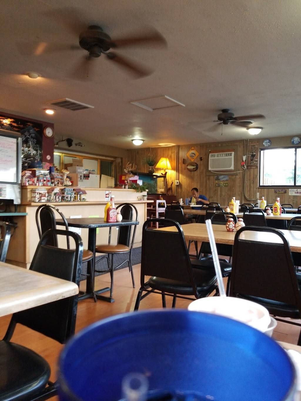 Cozy Cafe | restaurant | 633 S Main St, Hillsboro, IL 62049, USA | 2175327802 OR +1 217-532-7802