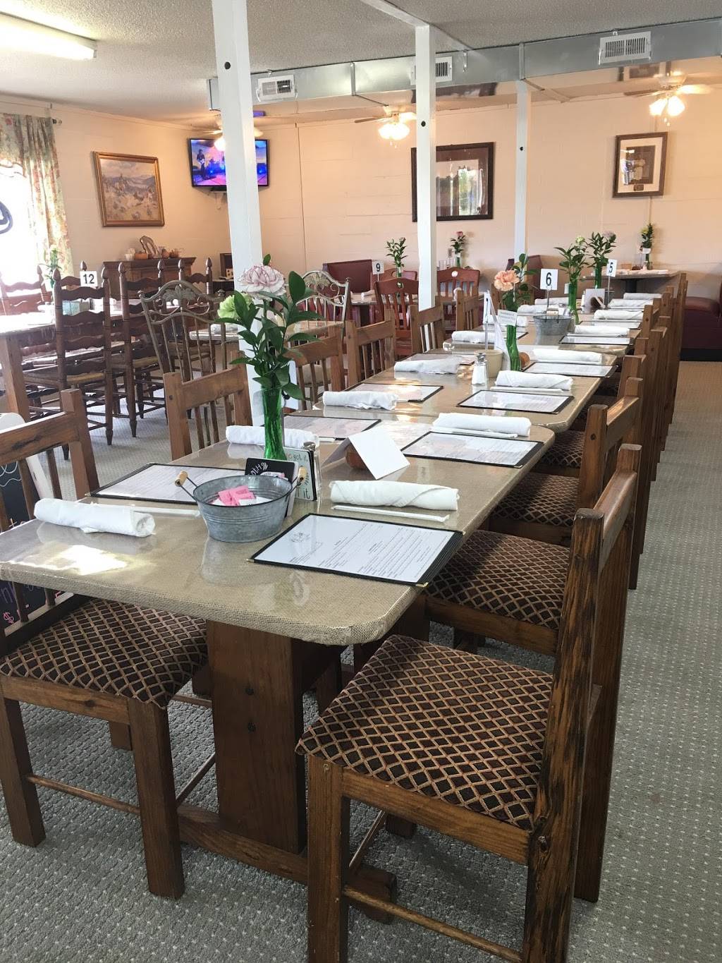 At Last | restaurant | 1746 S Bethel Rd, Decatur, AL 35603, USA | 2565805667 OR +1 256-580-5667