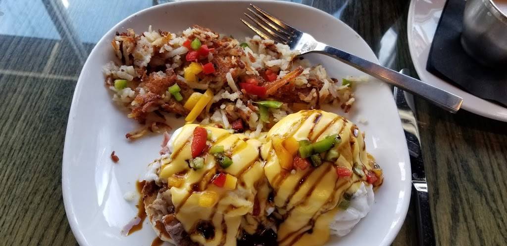 Tstreet Roadhouse | restaurant | 445 S Teller St, Lakewood, CO 80226, USA | 3039365179 OR +1 303-936-5179