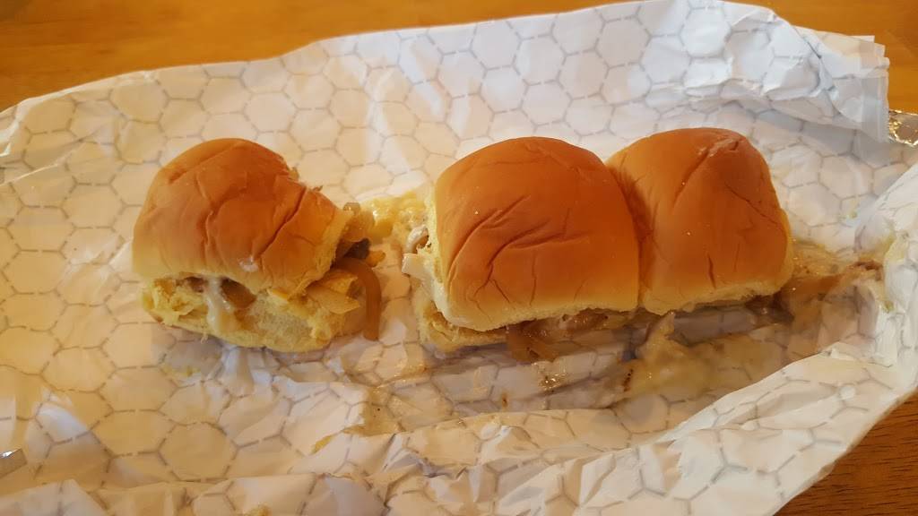 Bellas Burger Shack | restaurant | 52 S Finley Ave # 5C, Basking Ridge, NJ 07920, USA | 9083404545 OR +1 908-340-4545