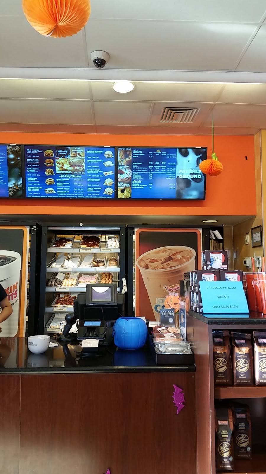Dunkin | cafe | 120 Smith Valley Rd Suite A, Greenwood, IN 46142, USA | 3178821480 OR +1 317-882-1480