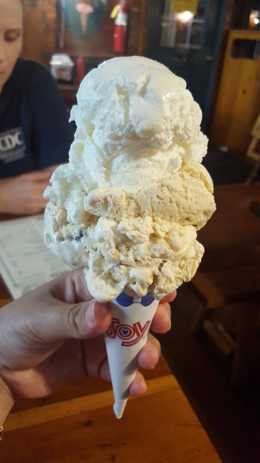 Johnsons Restaurant and Dairy Bar | restaurant | 164 Boston Rd, Groton, MA 01450, USA | 9784486840 OR +1 978-448-6840