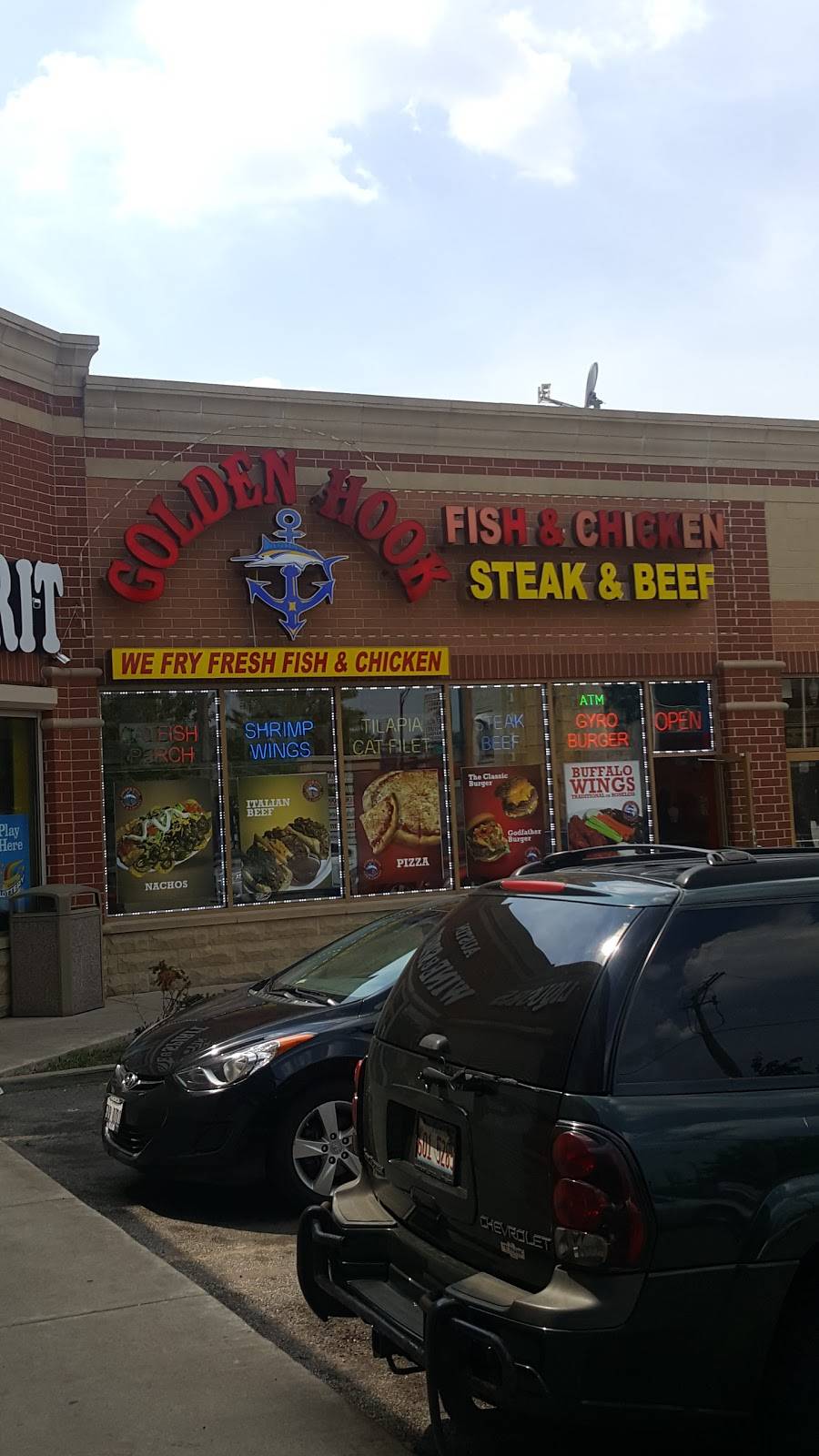 Golden Hook Fish & Chicken | restaurant | 5215 W Chicago Ave, Chicago, IL 60651, USA | 7732616666 OR +1 773-261-6666