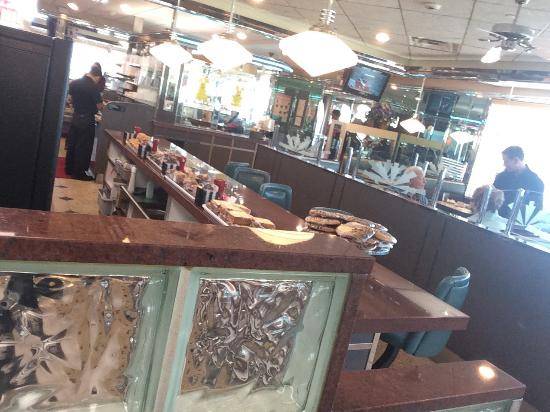 Coram Diner | restaurant | 614 Middle Country Rd, Selden, NY 11784, USA | 6312506831 OR +1 631-250-6831