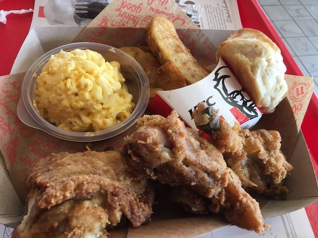 KFC | restaurant | 14824 N Interstate Hwy 35 Suite D, Austin, TX 78728, USA | 5122527318 OR +1 512-252-7318