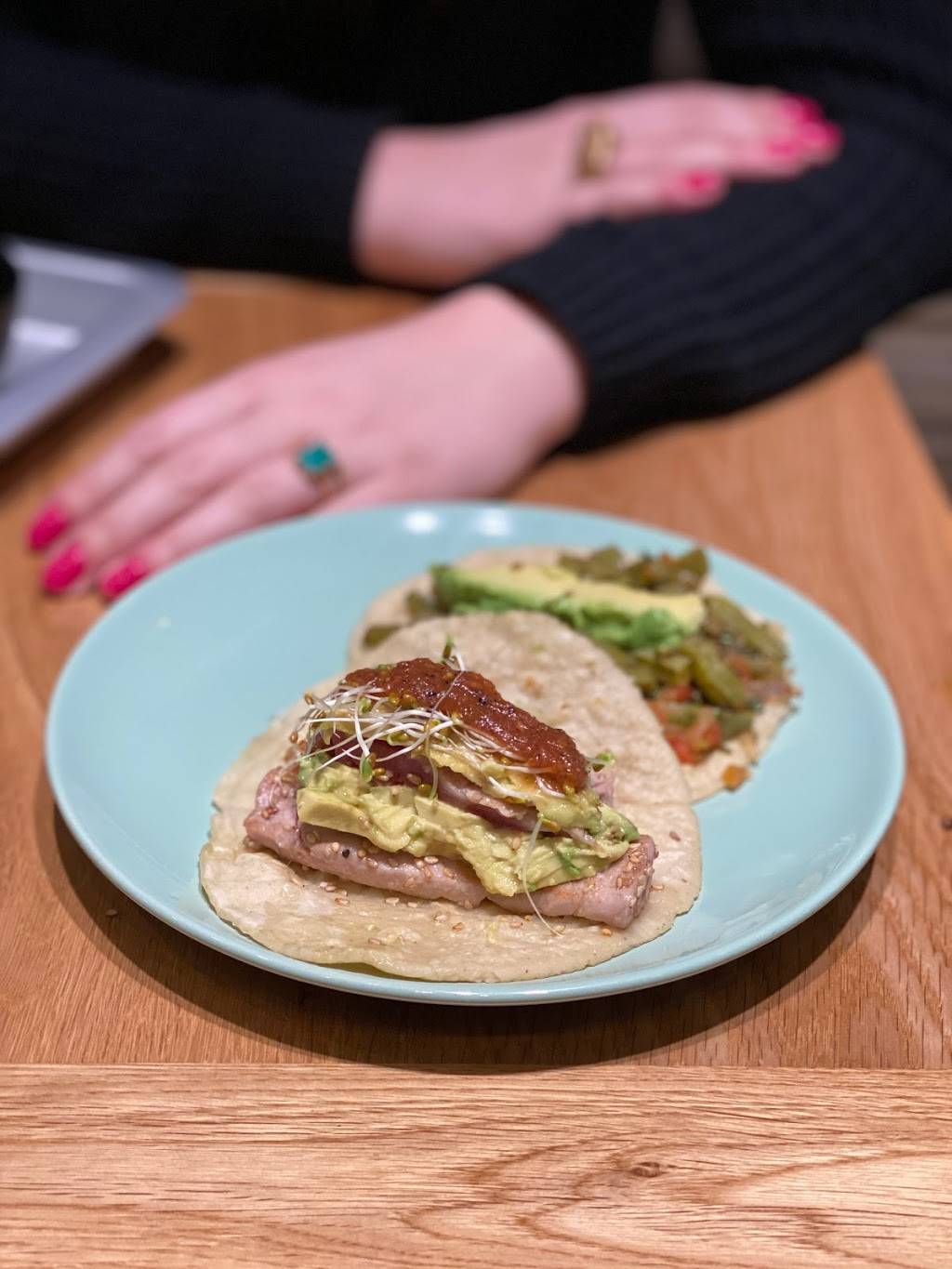 Tacos Neza | restaurant | 7501 Sunset Blvd, Los Angeles, CA 90046, USA | 3234509344 OR +1 323-450-9344