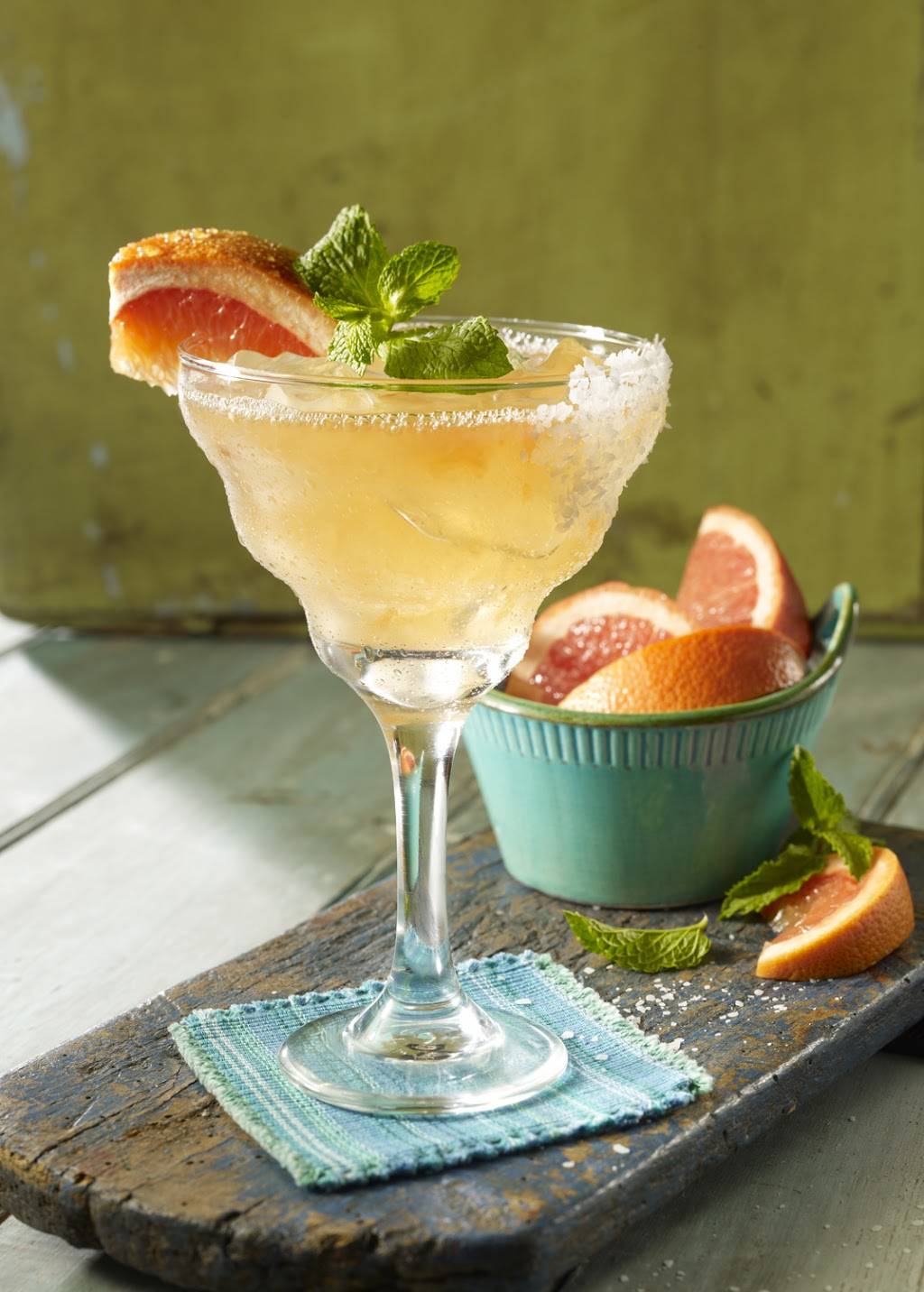 Uncle Julios | restaurant | 1860 Peachtree Rd, Atlanta, GA 30309, USA | 4043506767 OR +1 404-350-6767