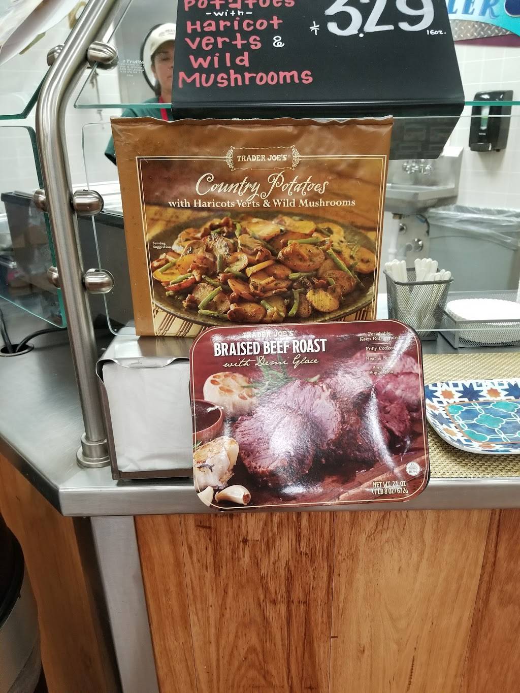 Shops at Mira Vista | shopping mall | 2765-2805 Bee Caves Rd, Rollingwood, TX 78746, USA | 7135993500 OR +1 713-599-3500