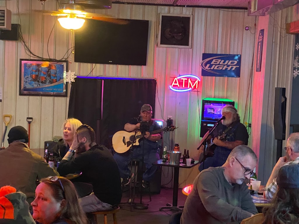 The Peak HonkyTonk Saloon | restaurant | 503 E Main St, Medaryville, IN 47957, USA | 2198431020 OR +1 219-843-1020
