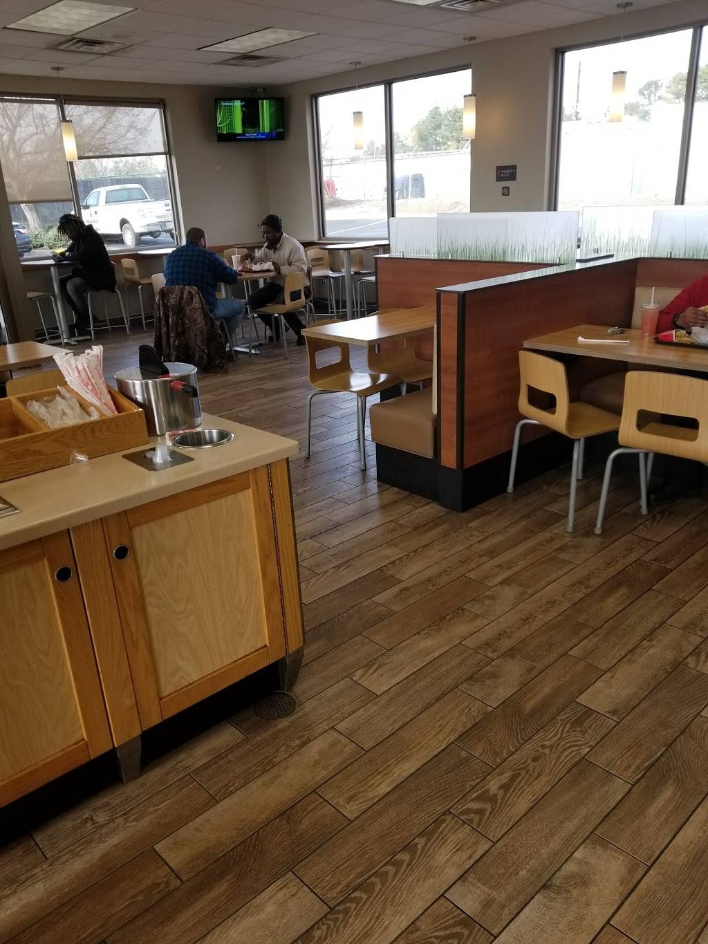 Wendys | restaurant | 1380 Cedar Grove Rd, Conley, GA 30288, USA | 4043634302 OR +1 404-363-4302