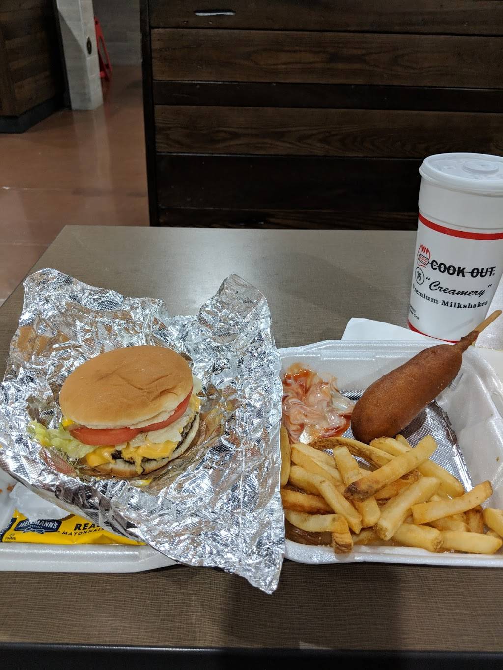 Cook Out | restaurant | 4 Stonebridge Blvd, Jackson, TN 38305, USA | 7316680320 OR +1 731-668-0320