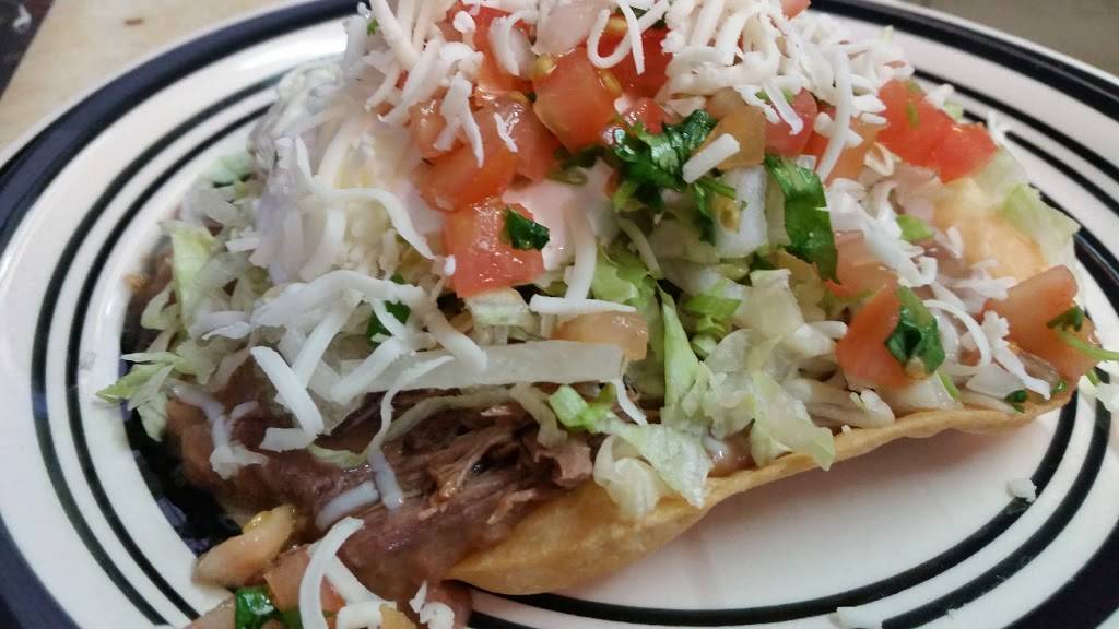 Macias El Michoacano | restaurant | 3800 Main St, Cottonwood, CA 96022, USA | 5303476036 OR +1 530-347-6036