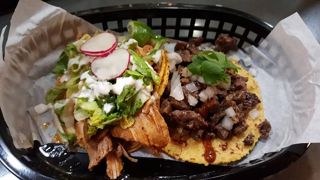 Black Rooster Taqueria | restaurant | 1323 N Mills Ave, Orlando, FL 32803, USA | 4076010994 OR +1 407-601-0994