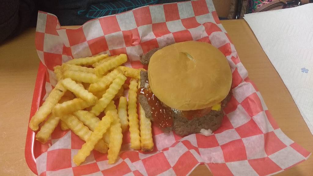 Bakers Dogs | restaurant | 101 Applewood Center Pl, Seneca, SC 29678, USA | 8648827959 OR +1 864-882-7959