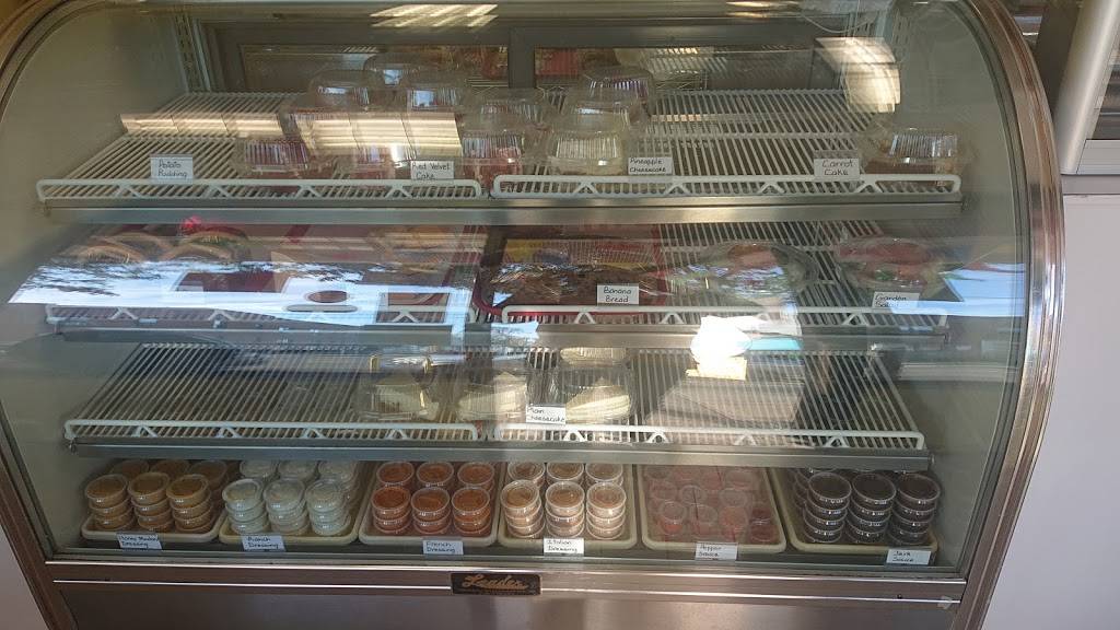 De Jamaican Place | restaurant | 203-05 Hollis Ave, Queens, NY 11412, USA | 9294330105 OR +1 929-433-0105