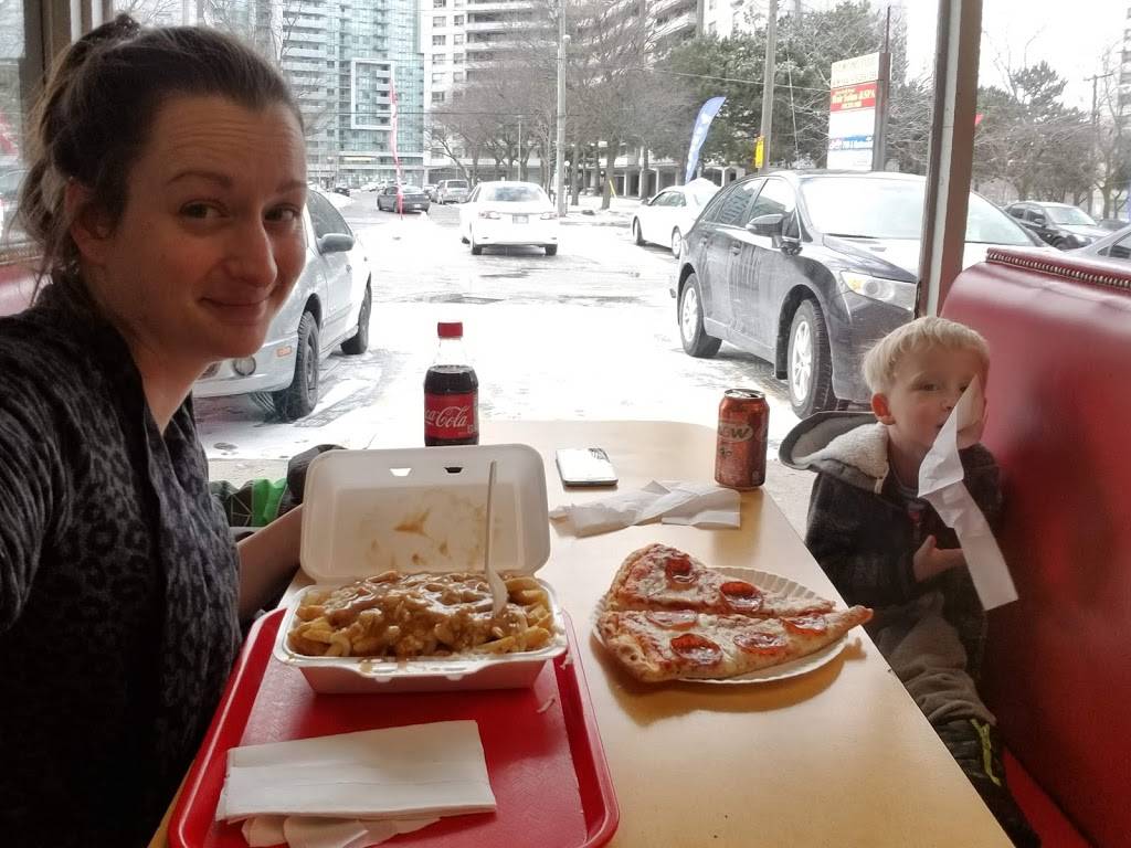 Diamond Pizza | restaurant | 1349 Danforth Rd, Scarborough, ON M1J 1G7, Canada | 4162691269 OR +1 416-269-1269