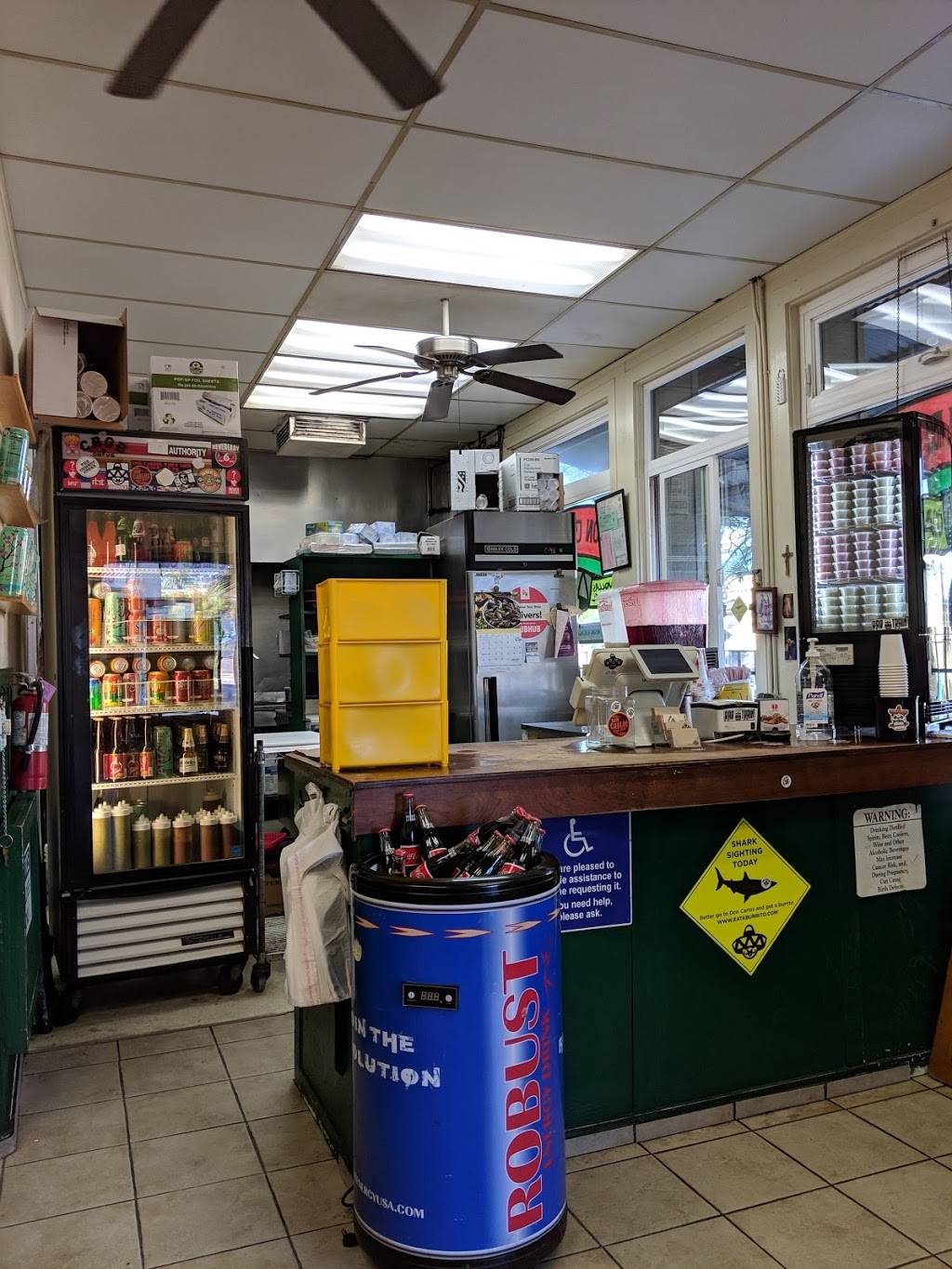 Don Carlos Taco Shop։ | restaurant | 737 Pearl St #113, La Jolla, CA 92037, USA | 8584560462 OR +1 858-456-0462