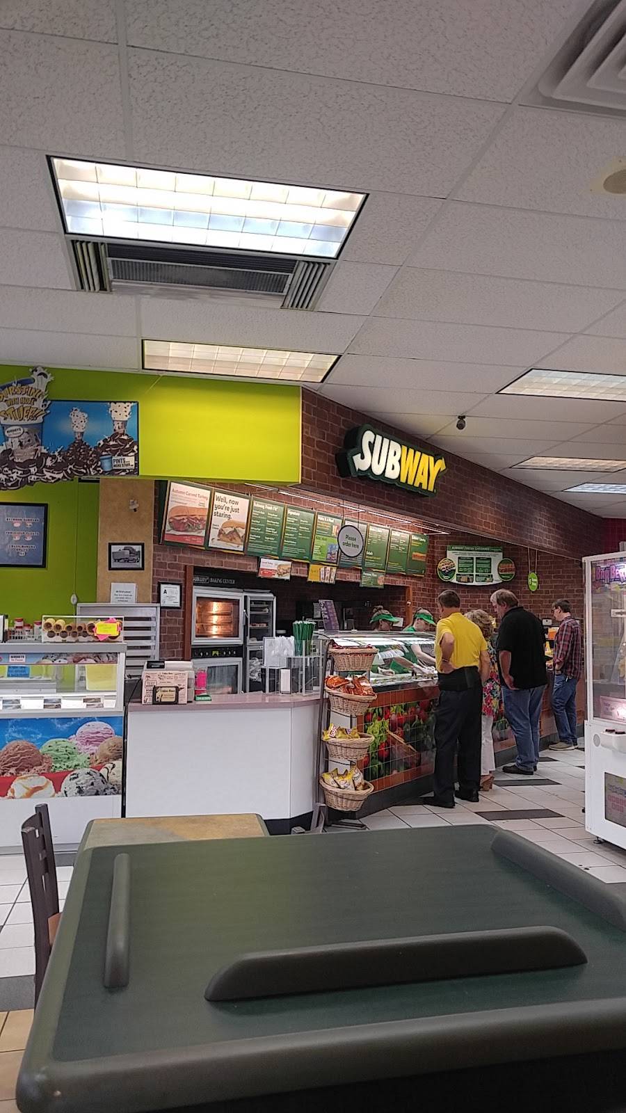 Subway | restaurant | 65 S Main St, Waynesville, NC 28786, USA | 8284521873 OR +1 828-452-1873