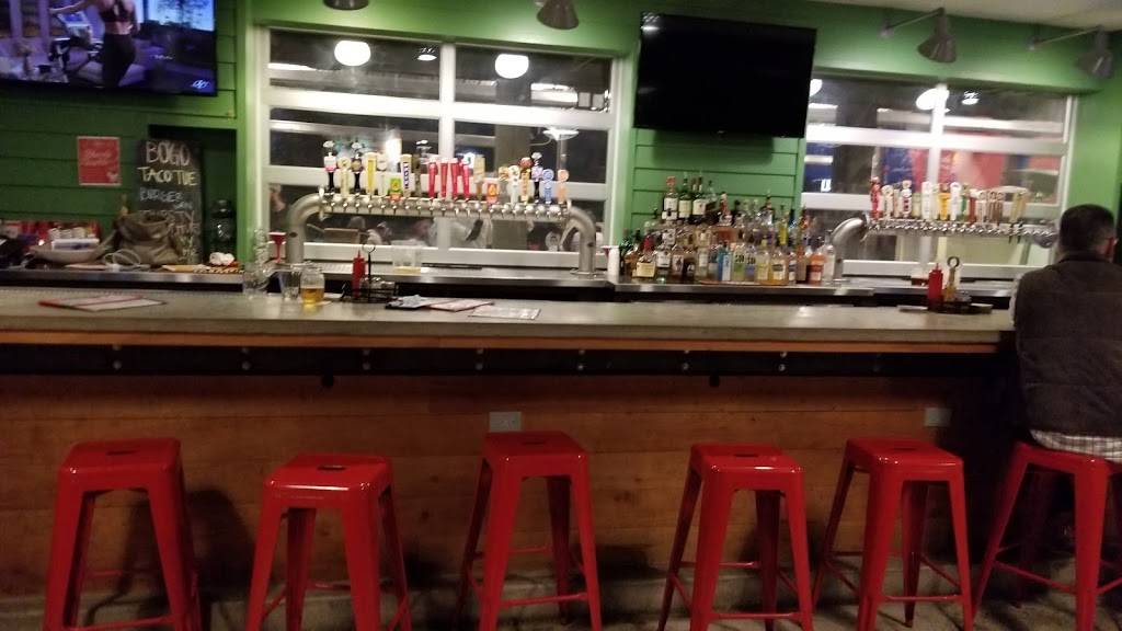 Reds Porch | restaurant | 4401 N Interstate Hwy 35 Suite 2002, Round Rock, TX 78665, USA | 5122365017 OR +1 512-236-5017