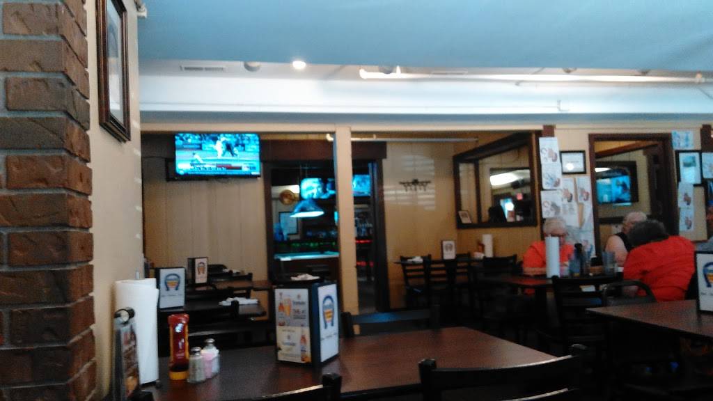 Horseshoe Lounge & Restaurant | restaurant | 410 St Louis Rd, Collinsville, IL 62234, USA | 6183459350 OR +1 618-345-9350