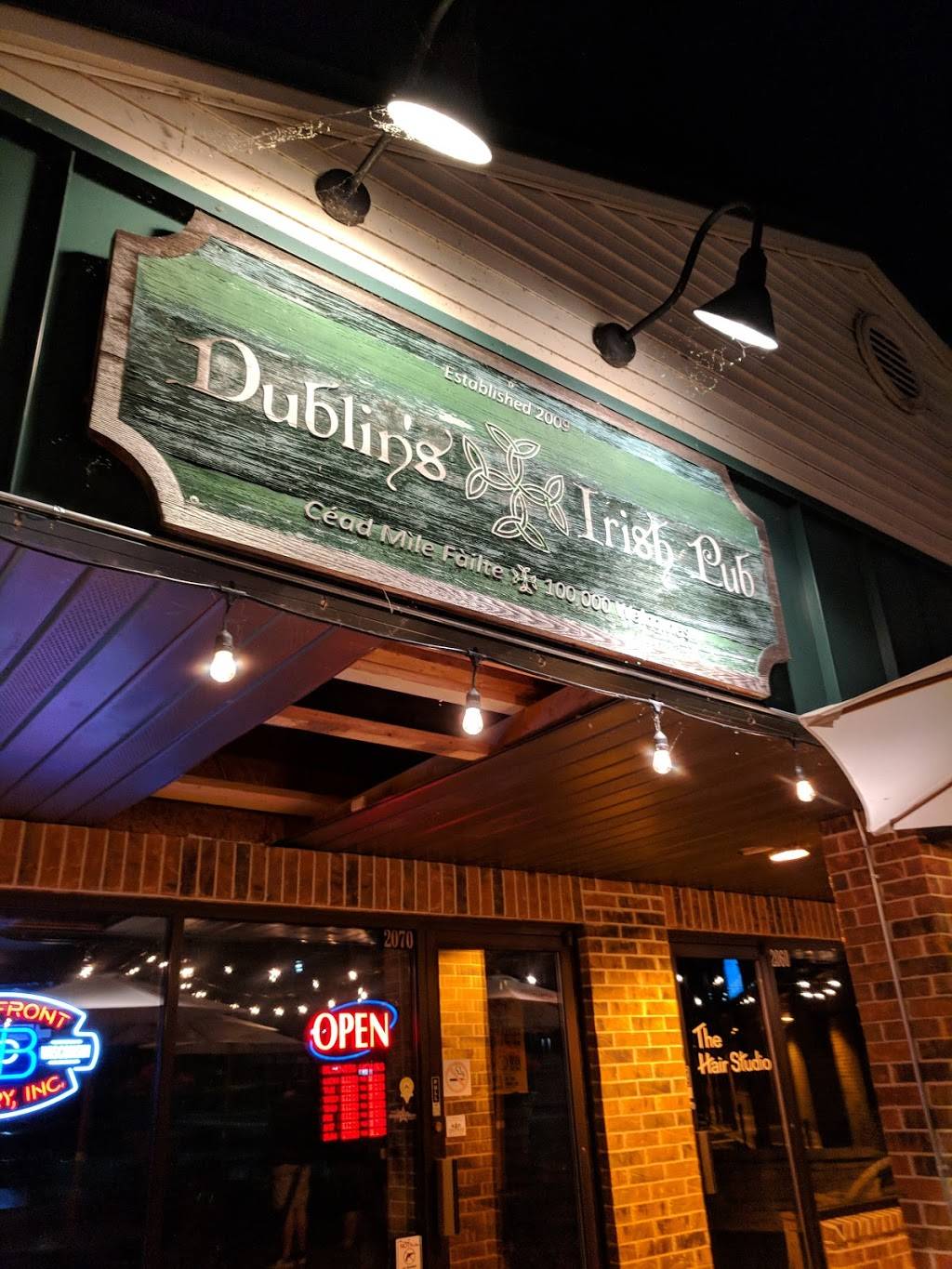 Dublins Irish Pub | restaurant | 2070 W 9th Ave, Oshkosh, WI 54904, USA | 9203850277 OR +1 920-385-0277