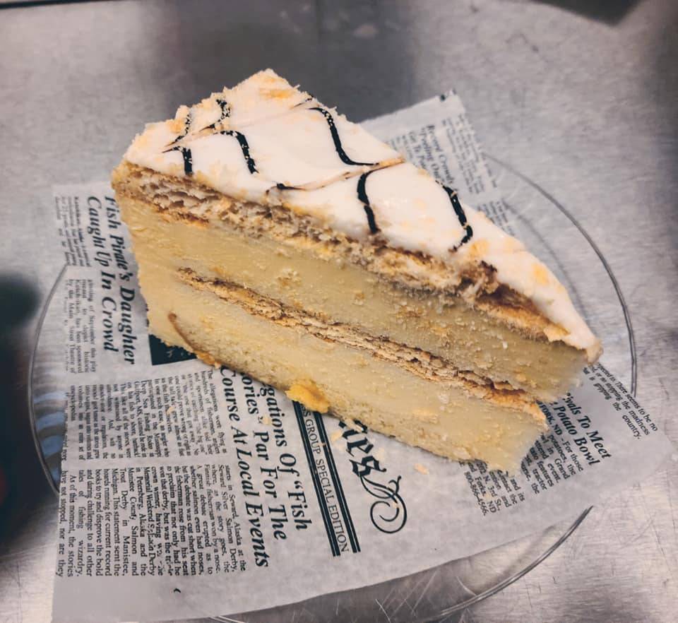 DATs Eats, Treats, & Sweets | restaurant | 5684 Sullivan Trail, Nazareth, PA 18064, USA | 6103658650 OR +1 610-365-8650