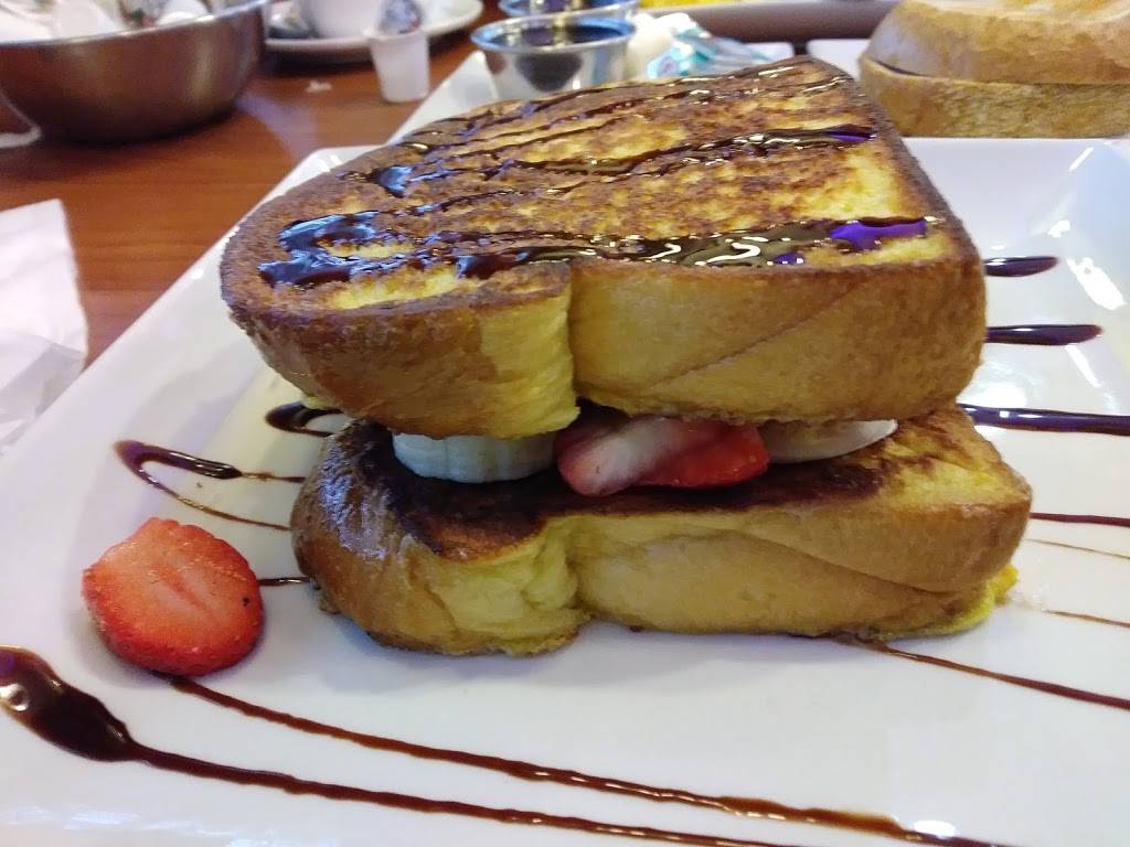 Louies Ham & Corn Beef Shop | restaurant | 11450 E 9 Mile Rd, Warren, MI 48089, USA | 5867571330 OR +1 586-757-1330