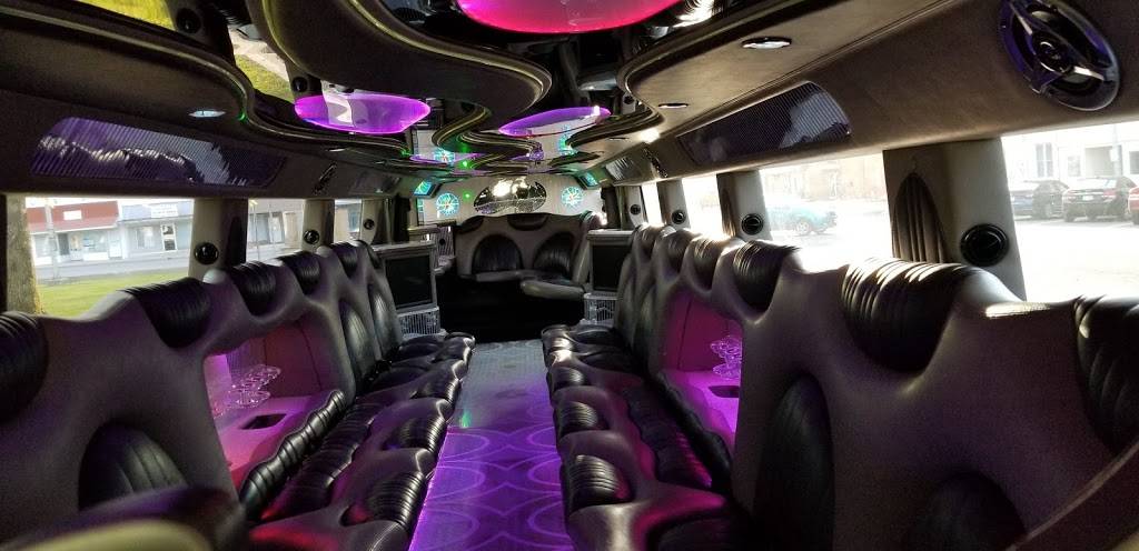 Rons Red Bird Cafe | restaurant | 112 W Center St, Girard, IL 62640, USA | 2176272045 OR +1 217-627-2045