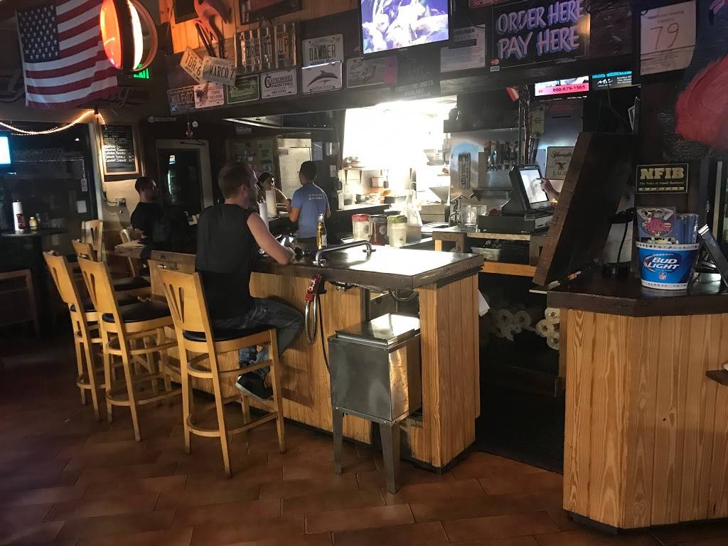 The Crazy Flamingo | restaurant | 1035 N Collier Blvd #313, Marco Island, FL 34145, USA | 2396429600 OR +1 239-642-9600