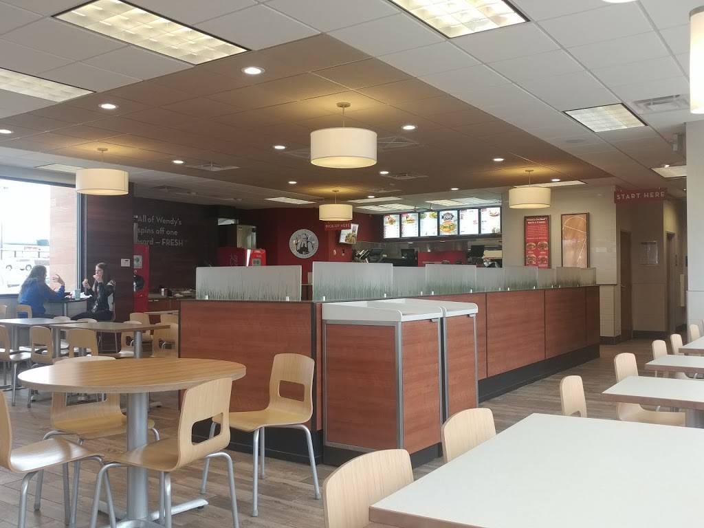 Wendys | restaurant | 13430 W Maple Rd, Omaha, NE 68164, USA | 4024988998 OR +1 402-498-8998