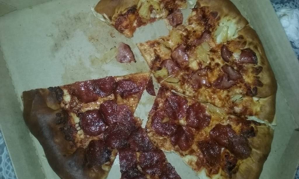 Pizza Hut | restaurant | 806 W 17th St, Santa Ana, CA 92706, USA | 7145584848 OR +1 714-558-4848