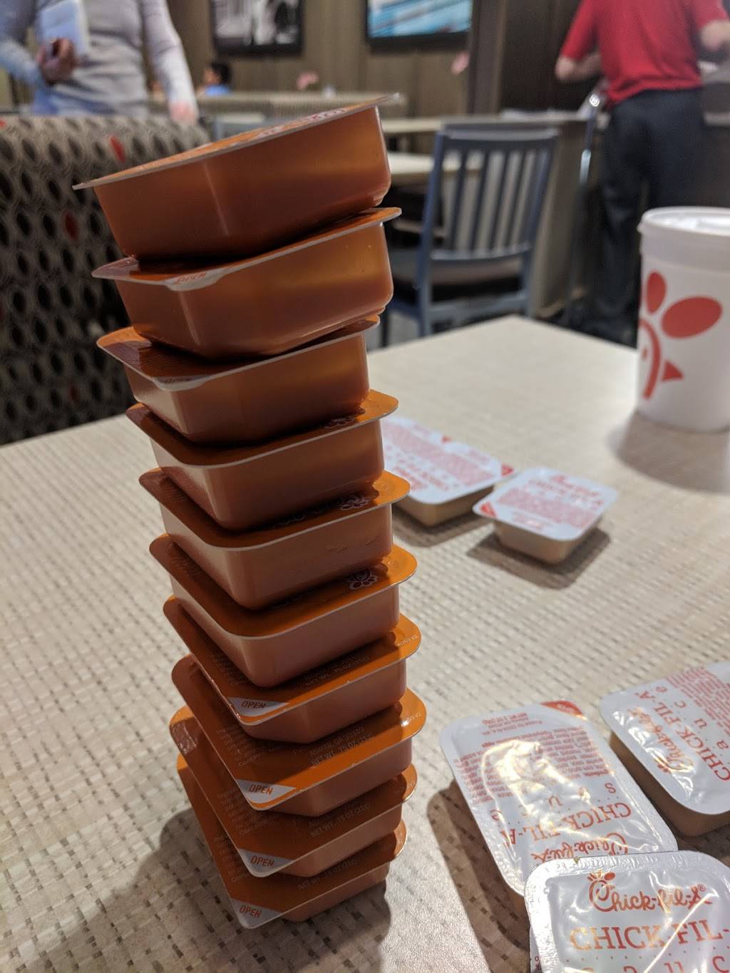 Chick-fil-A | restaurant | 304 Clarkson Rd, Ellisville, MO 63011, USA | 6365270016 OR +1 636-527-0016