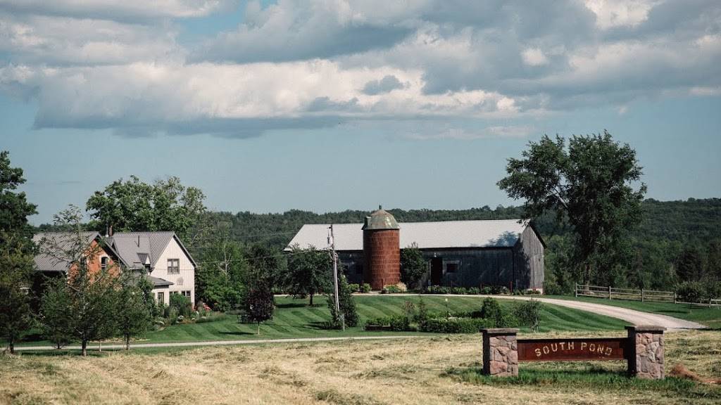 South Pond Farms | restaurant | 1020 Gray Rd, Pontypool, ON L0A 1K0, Canada | 7052771649 OR +1 705-277-1649
