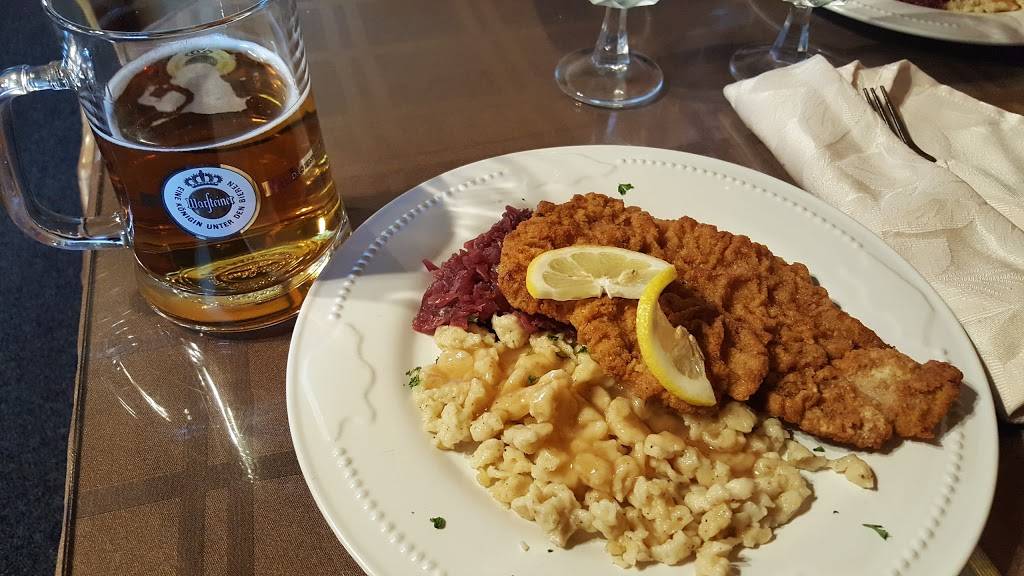 Der Braumeister Restaurant & Market | restaurant | 13046 Lorain Ave, Cleveland, OH 44111, USA | 2166716220 OR +1 216-671-6220