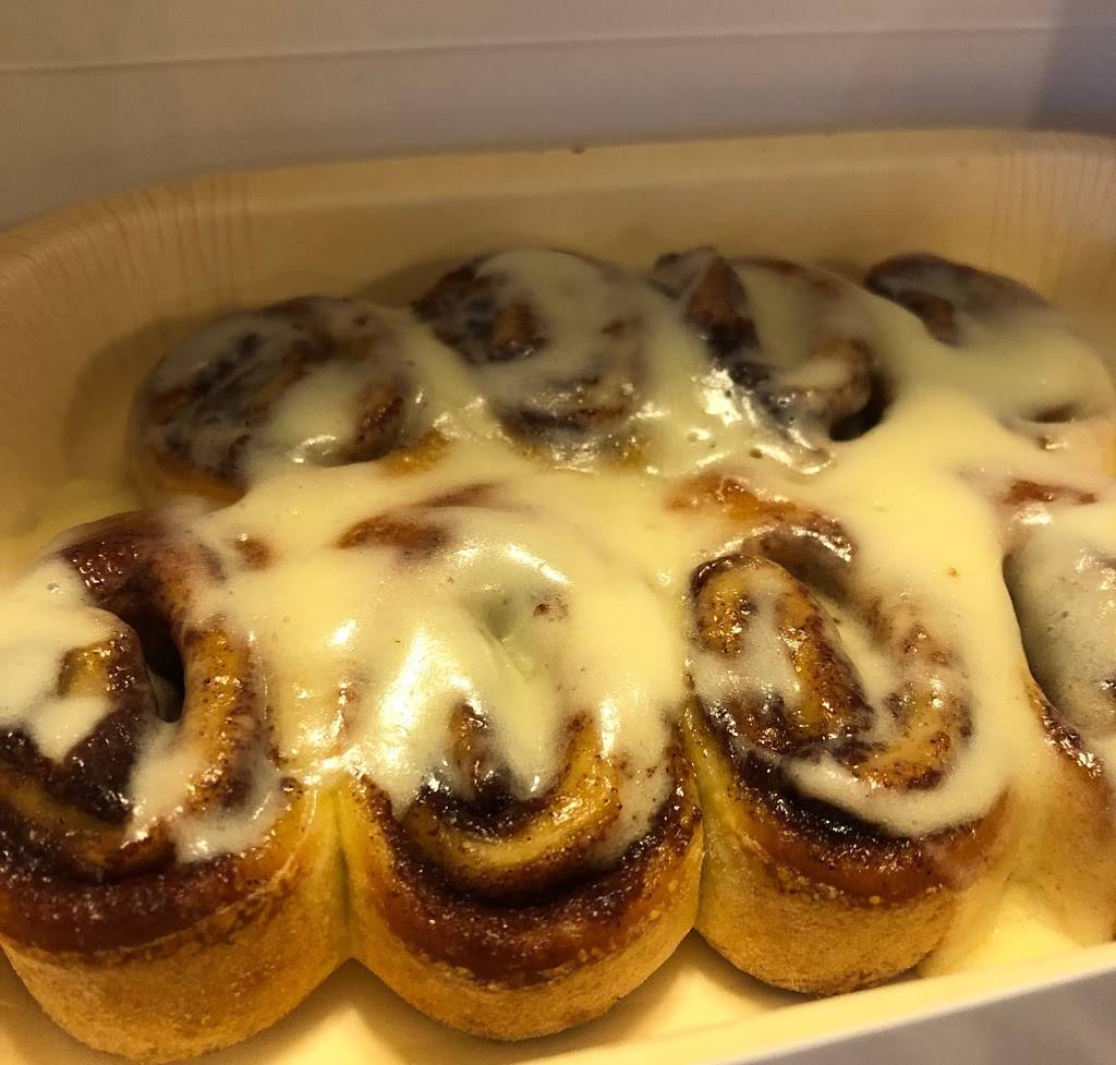 Pizza Hut | restaurant | 7350 Airport Hwy, Holland, OH 43528, USA | 4198612331 OR +1 419-861-2331