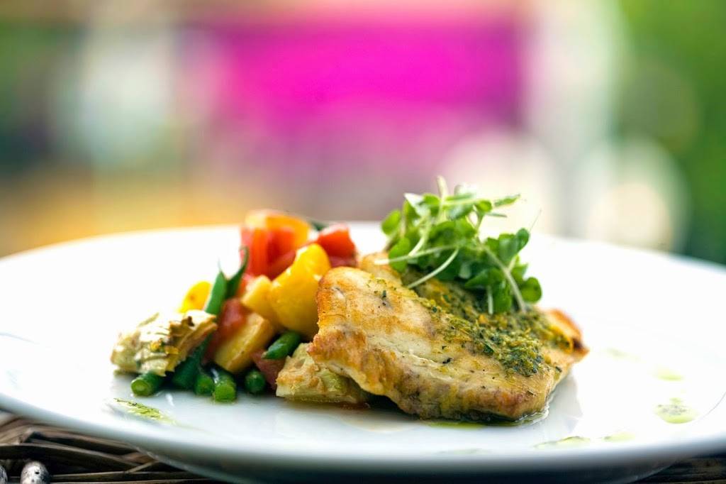 Wine Country Trattoria | restaurant | 1313 S, Disneyland Dr, Anaheim, CA 92802, USA | 7147813463 OR +1 714-781-3463